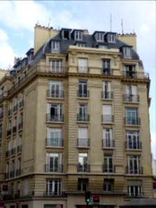 Immeuble à l'angle rue de Passy et Avenue Paul Doumer, 16e… 