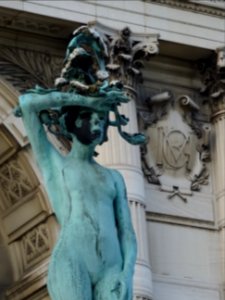 Square Brignole-Galleria, sculpture Fontaine d'Avril (19… 