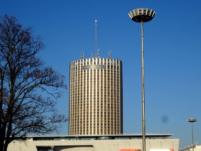 Hôtel Hyatt Regency, ex-hôtel Concorde Lafayette, Place de… 