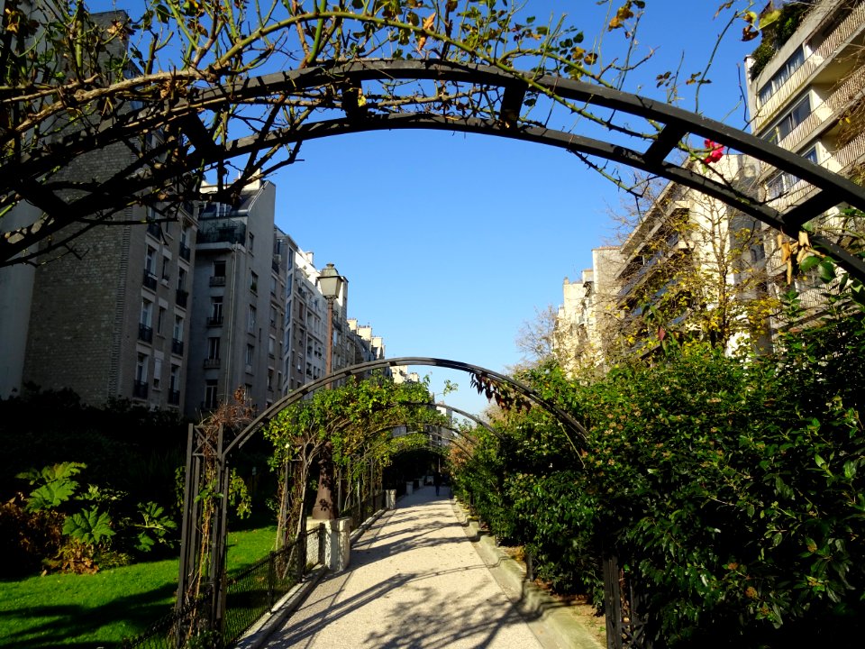 Allée et square Jan Doornik, 16e arr., Paris 