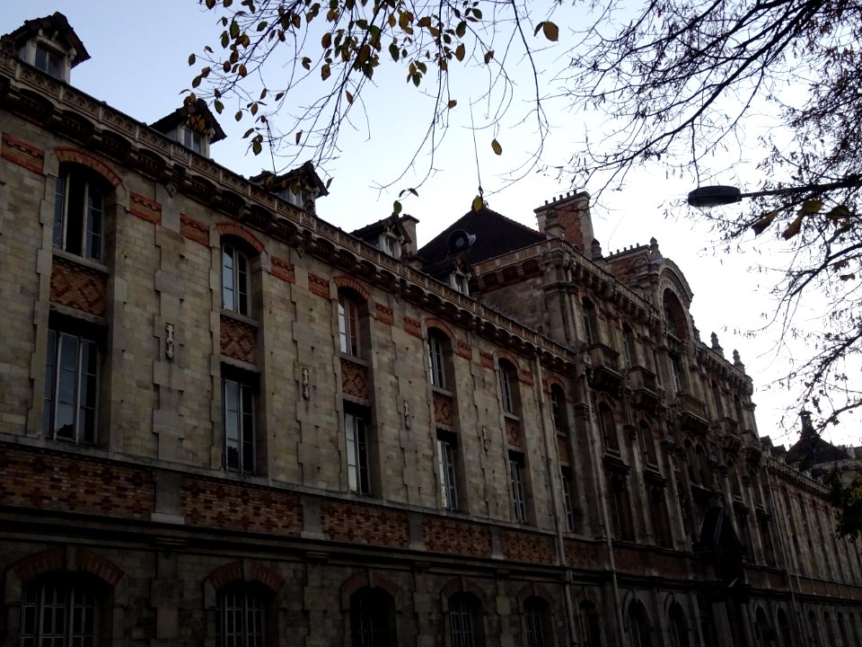 Lycée Chaptal, 45 boulevard des Batignolles, 8e arr., Pari… 