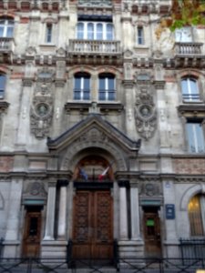 Porte du Lycée Chaptal, 45 boulevard des Batignolles, 8e a… 