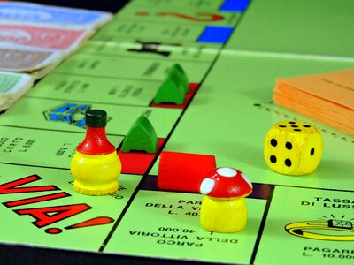 Money trade pastime
