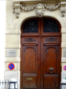 Une belle porte, 59 rue de la Faisanderie, 16e arr., Paris… 