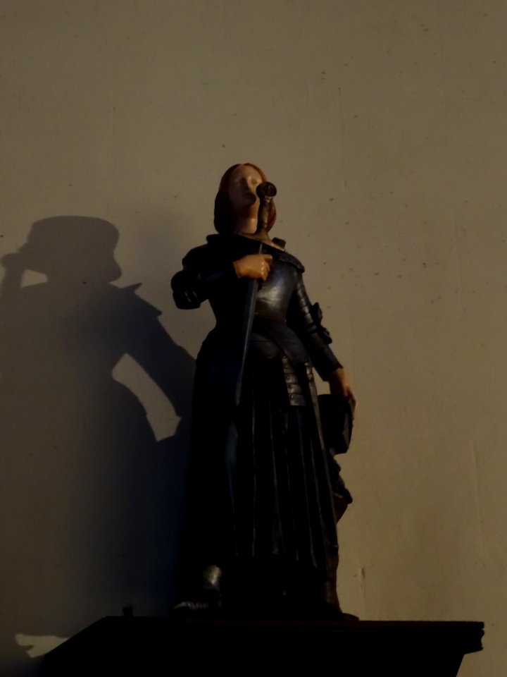 Statue à l'intérieur de l'église Sainte-Rita, église catho… 