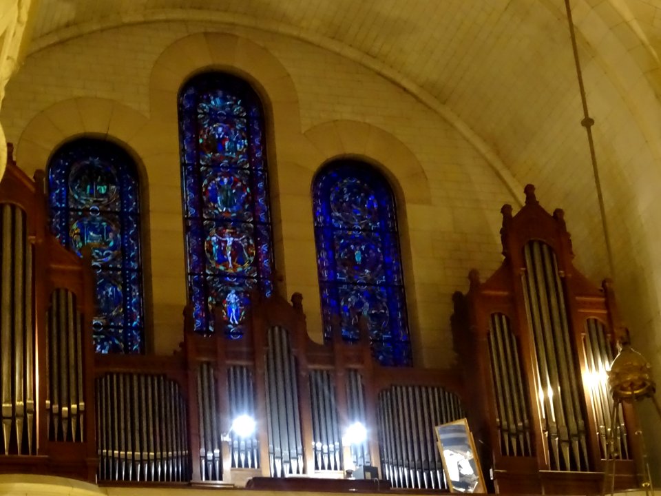 Orgue et vitraux, ancienne église Saint François de Sales,… 