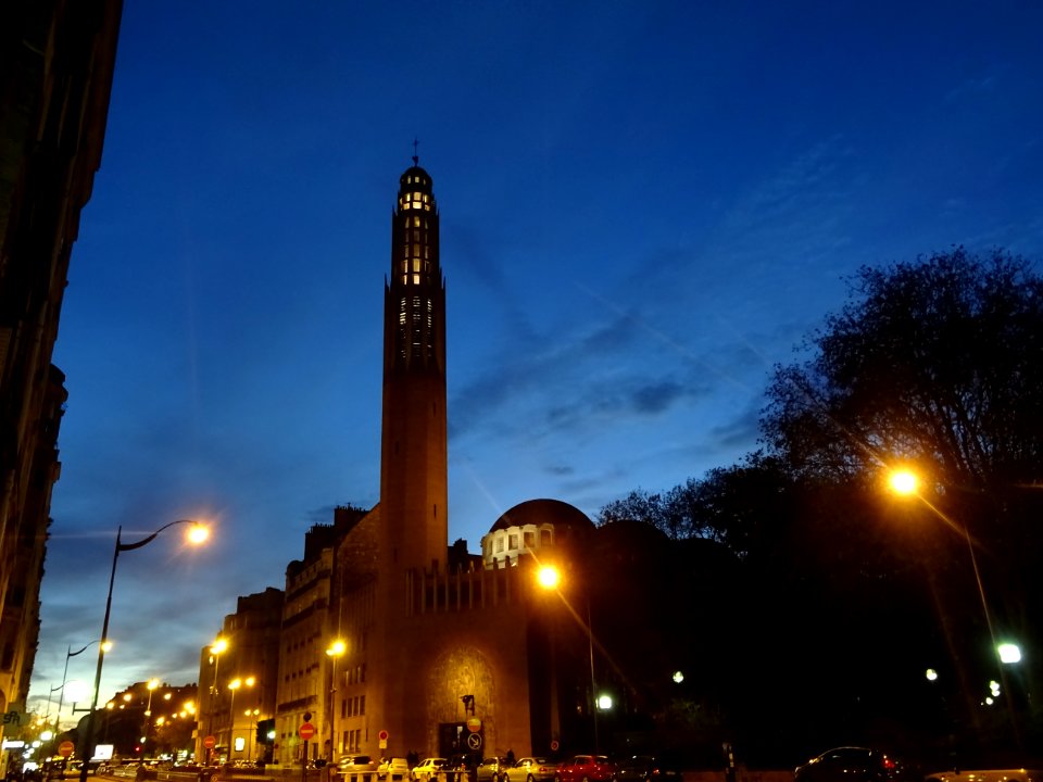 Eglise Sainte-Odile de Paris, 2 avenue Stéphane Mallarmé, … 