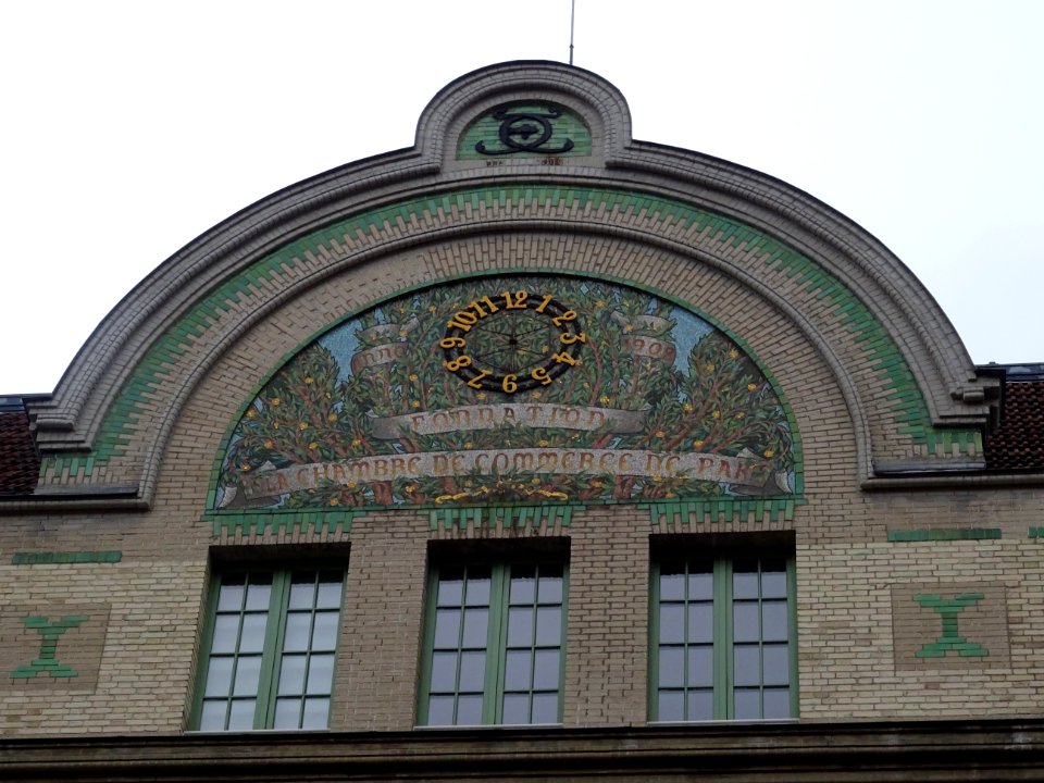 Fronton de l'Ecole Commerciale de la Chambre de commerce d… 