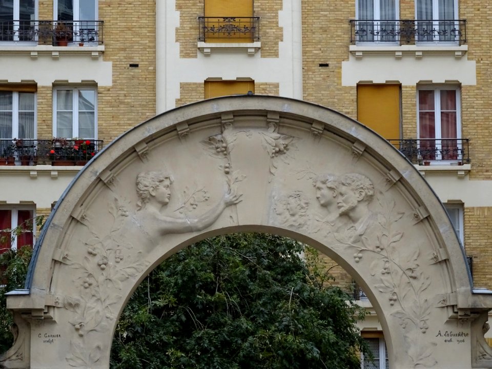 Immeuble, au 63-65 rue de l'Amiral Roussin, 15e arr., Pari… 