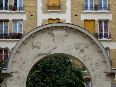 Immeuble, au 63-65 rue de l'Amiral Roussin, 15e arr., Pari… 