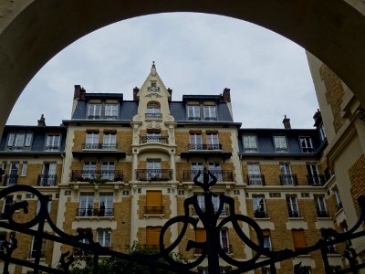 Immeuble, au 63-65 rue de l'Amiral Roussin, 15e arr., Pari… 