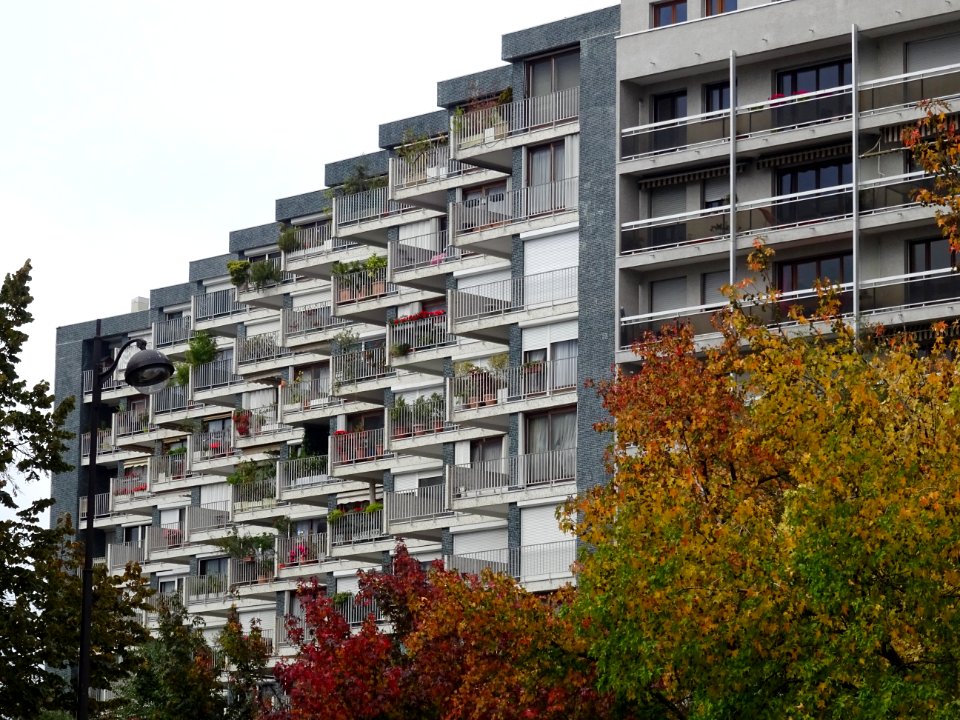 Immeubles et balcons, rue de l'Abbé Groult, 15e arr., Pari… 