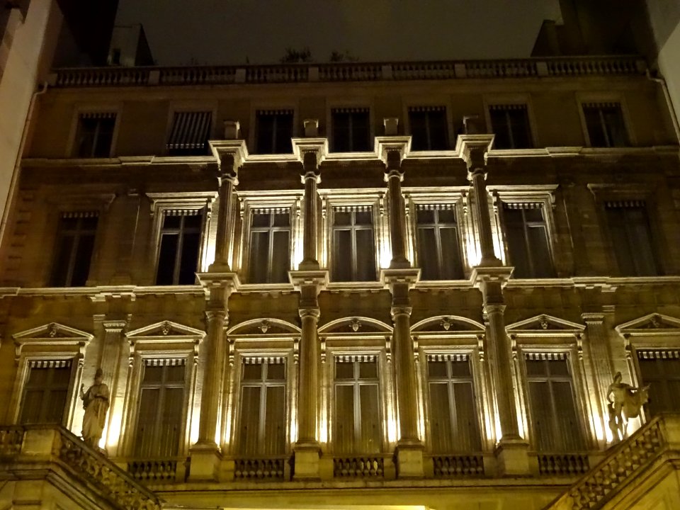 Immeuble, au 25 quai Anatole France, 7e arr., Paris 