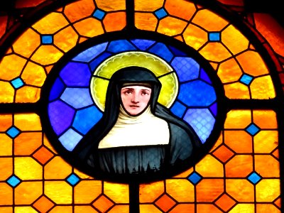 Vitrail, dans l'église Saint-Jean-Baptiste de Grenelle, ru… 