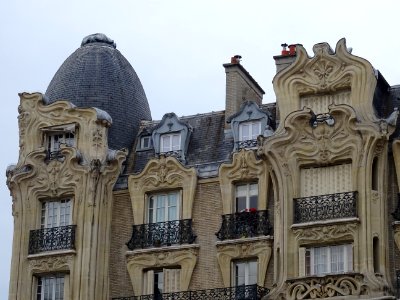 Détail de l'immeuble au 24 place Etienne Pernet, 15e arr.,… 