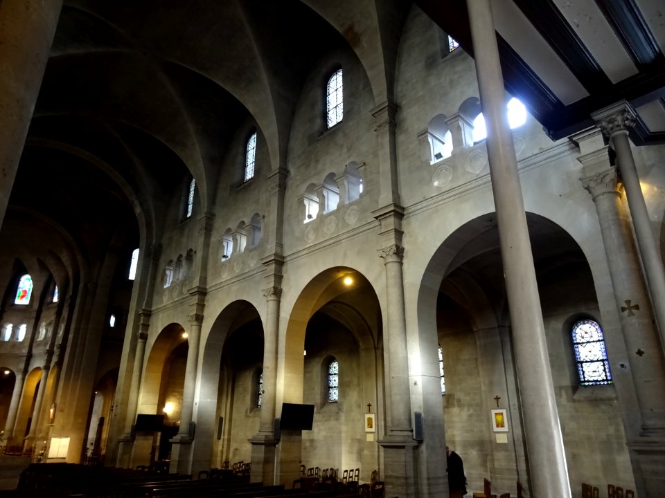 Nef de l'église Saint-Lambert de Vaugirard, rue Gerbert, 1… 