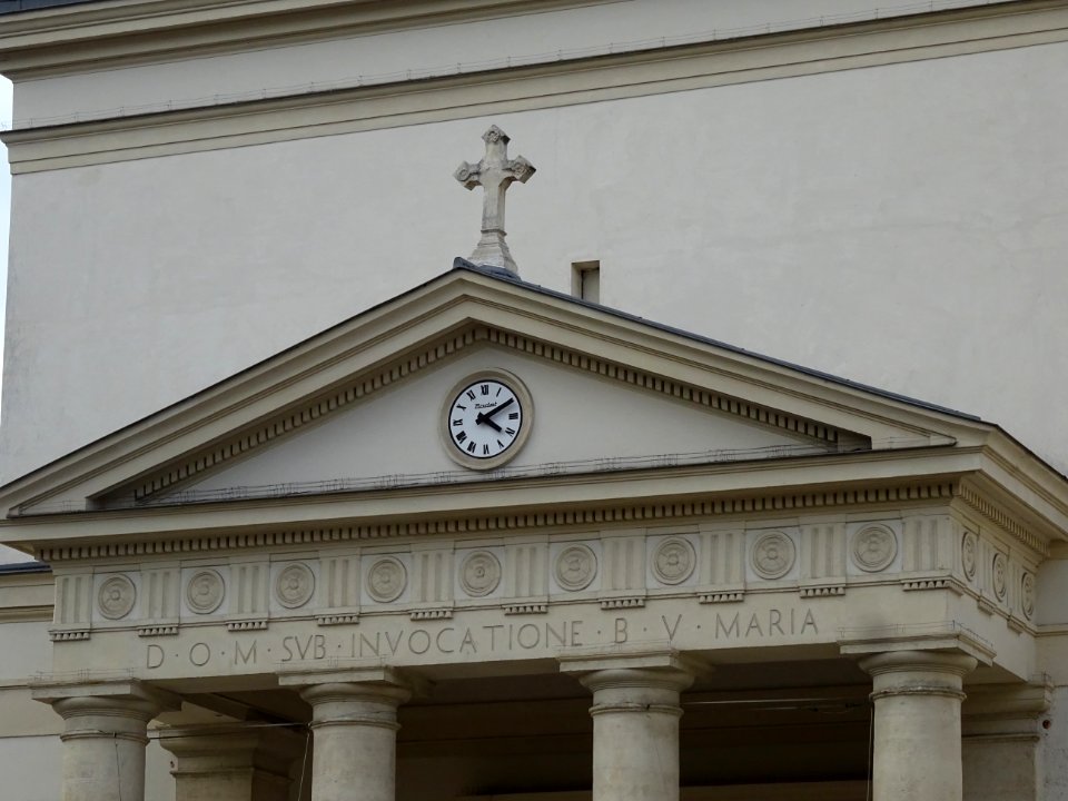 Fronton D O M SVB INVOCATION B V MARIA, église Sainte-Mari… 