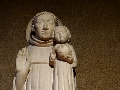 Statue, église Sainte-Thérèse de l'enfant Jésus, 62 rue de… 
