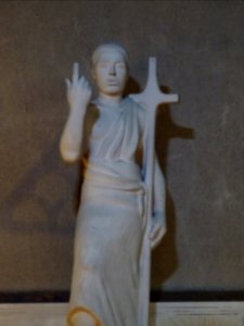 Statue, église Sainte-Thérèse de l'enfant Jésus, 62 rue de… 