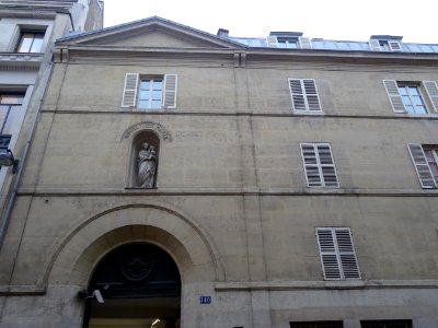 Chapelle Notre-Dame-de-la-Médaille-miraculeuse, 140 rue du… 
