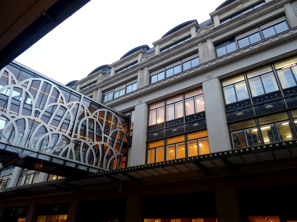 Passerelle  Le Bon Marché, rue du Bac, 7e arr., Paris 