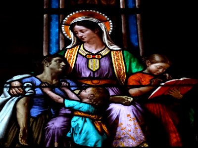 Vitrail de l'église Saint-Pierre-du-Gros-Caillou, 92 rue S… 