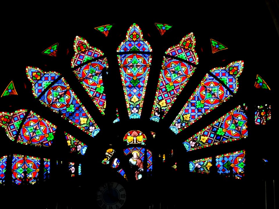 Vitrail, basilique Sainte-Clotilde, 23 bis rue las Cases, … 