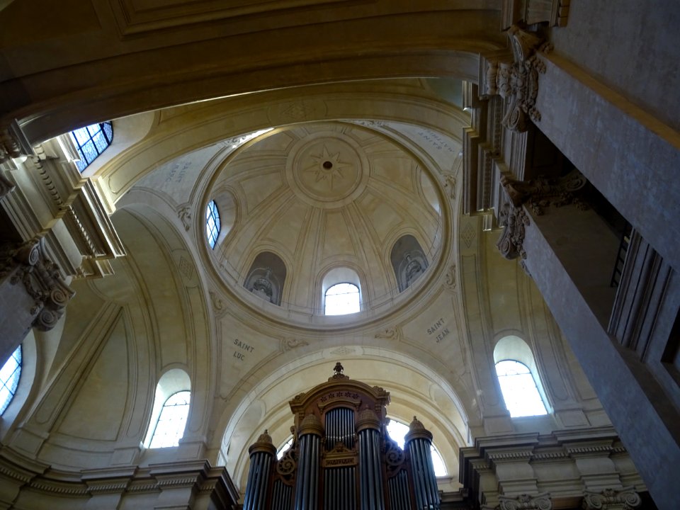 Dôme et orgue du temple de Penthemont, 106 rue de Grenelle… 