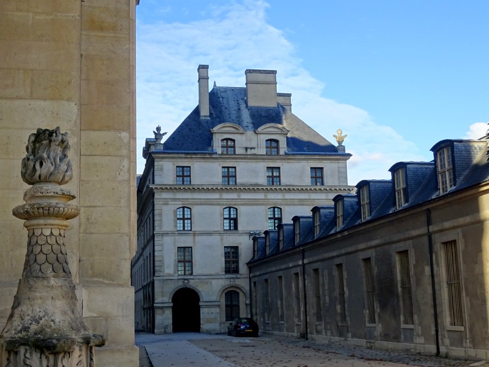 Hôtel-des-Invalides, avenue de Tourville, 7e arr., Paris 