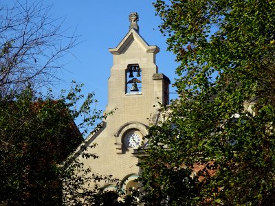 Clocher de la chapelle dans l'enceinte du Lycée Notre Dame… 