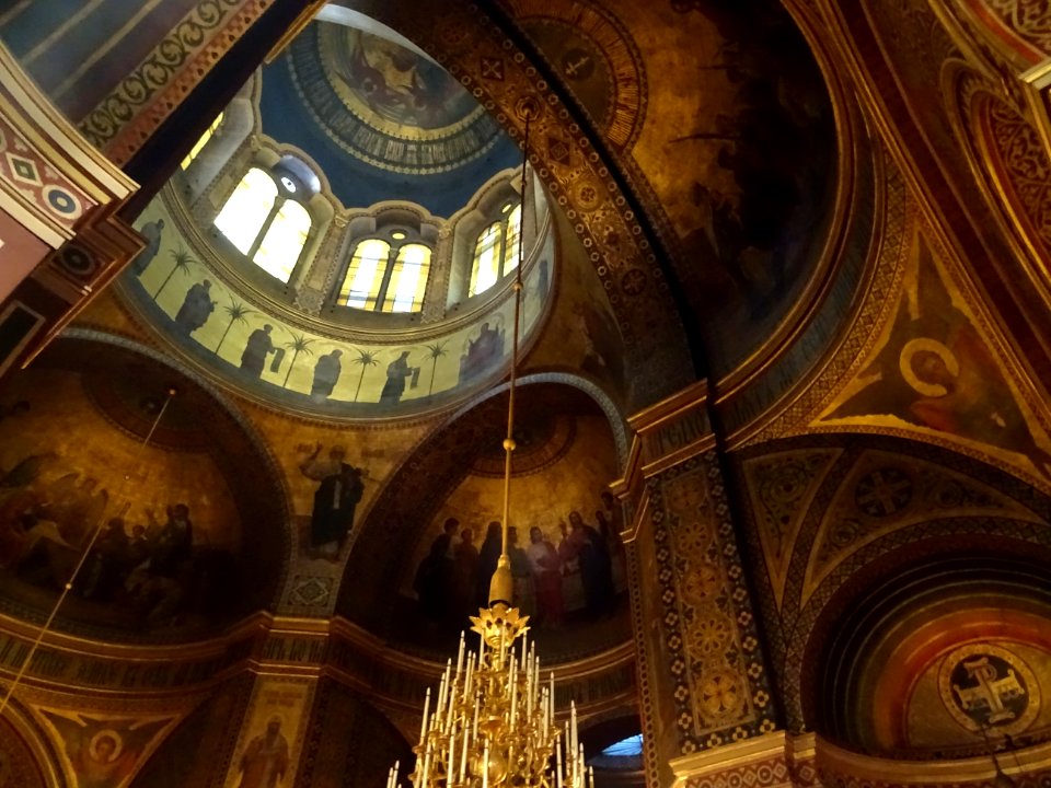 Plafond et dôme de la cathédrale Saint-Alexandre-Nevsky, r… 