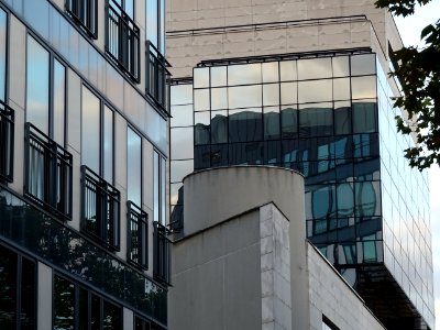 Réflexions, immeuble, au 52 avenue André Morizet, Boulogne… 