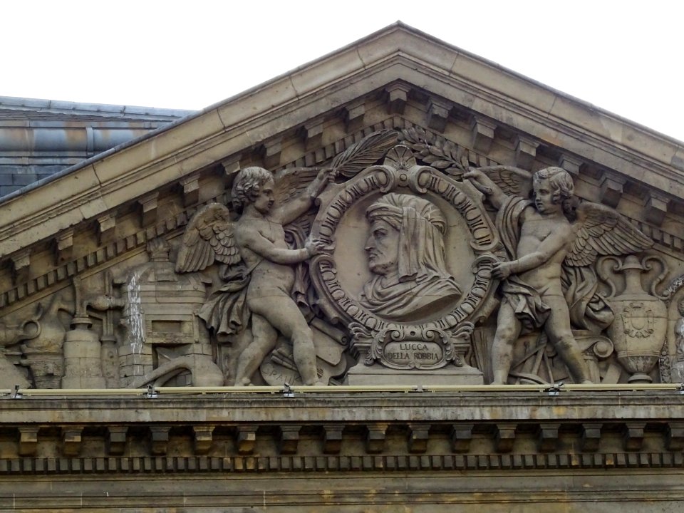 Détail du fronton, Musée National de Céramique, 2 place de… 