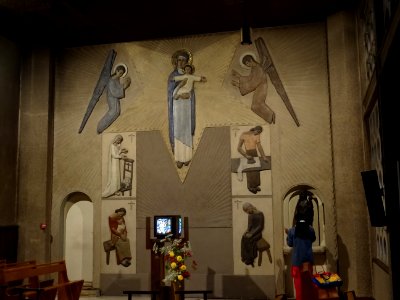 Lieu de recueillement, église Sainte-Thérèse de l'enfant J… 