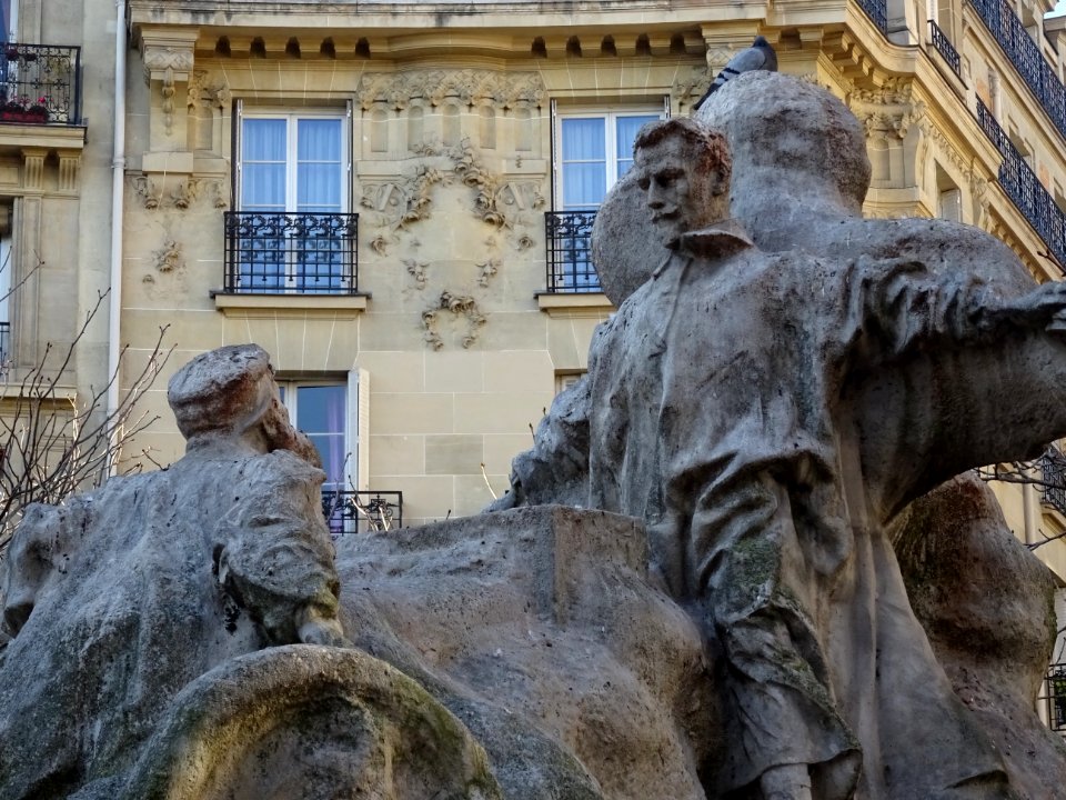 Statue de Léon Serpollet par Jean Boucher, place Saint F… 