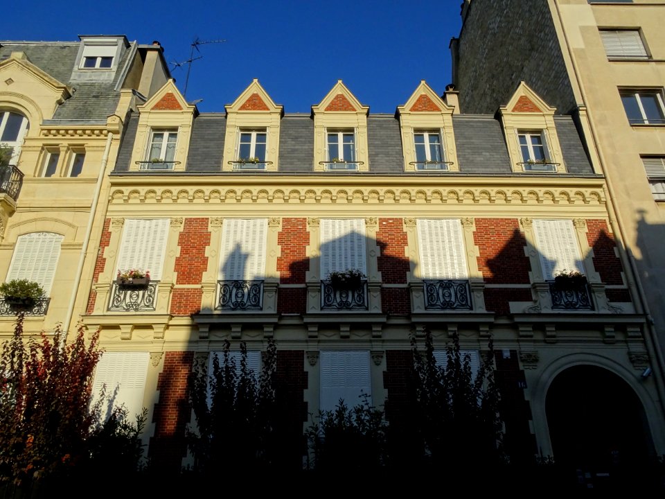 Immeuble, au 20 rue Weber, 16e arr., Paris 