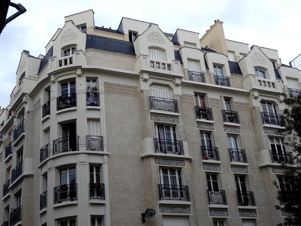 Immeuble à l'angle du passage Legendre, 17e arr., Paris 