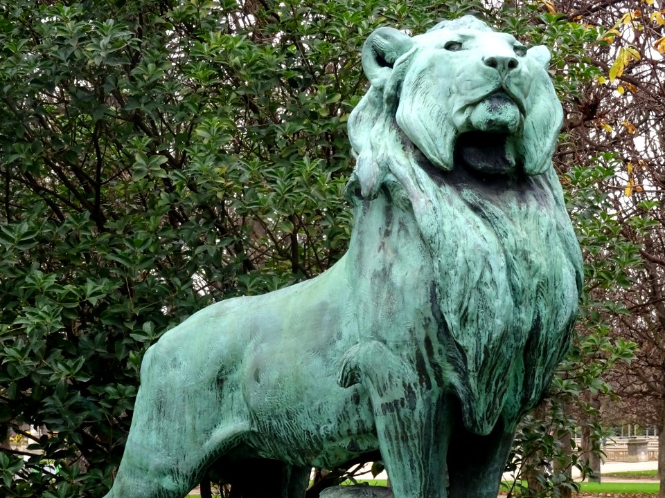 Bronze Lion de Nubie et sa proie 1870, par Auguste Caïn … 