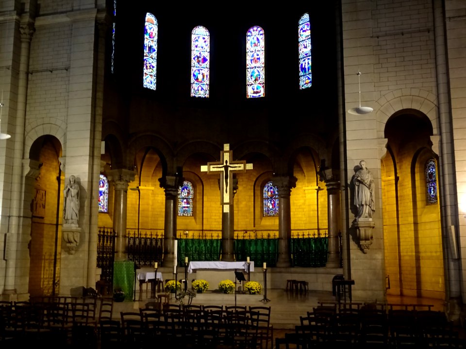 Choeur, église Saint-Charles de Montceau, 22 bis rue Legen… 