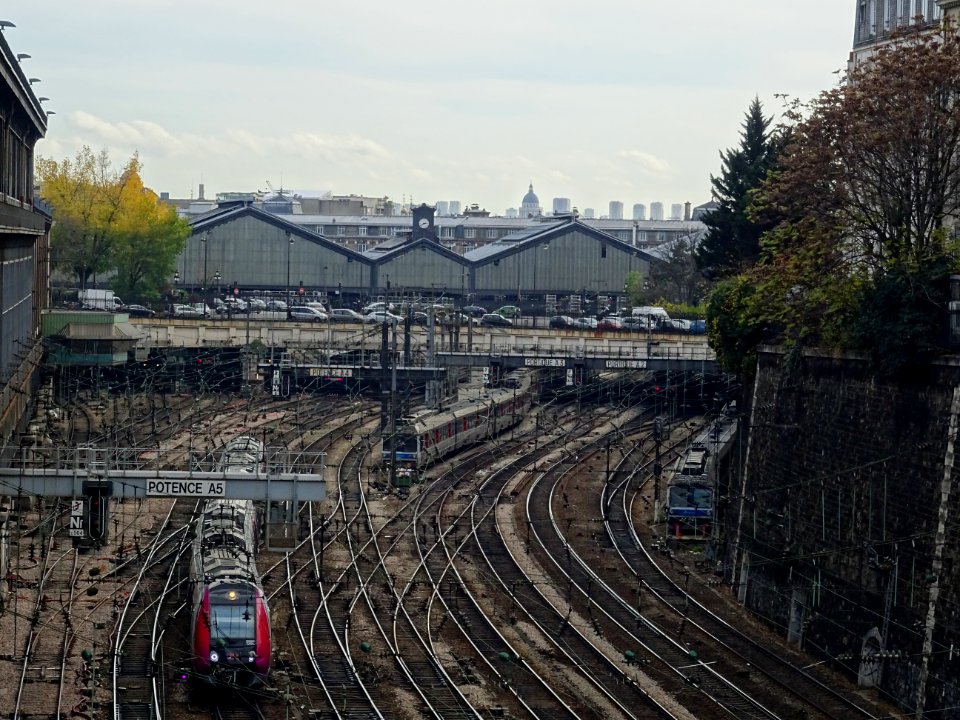 Les rails de la gare Saint Lazare, 8e arr., Paris 