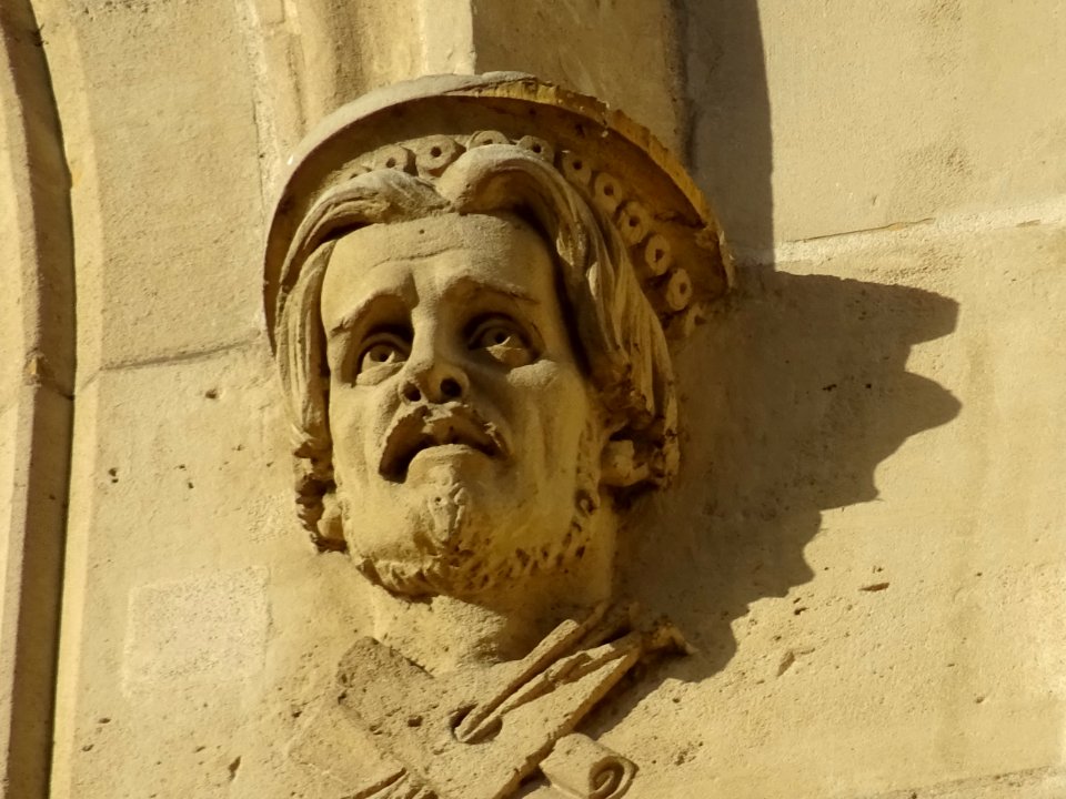 Tête sculptée, église Saint-Clodoald, Saint-Cloud, Hauts-d… 