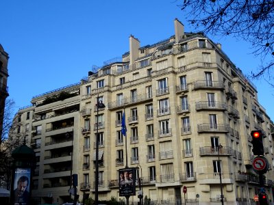 Immeuble à l'angle de la rue d'Ankara et de l'avenue du Pr… 