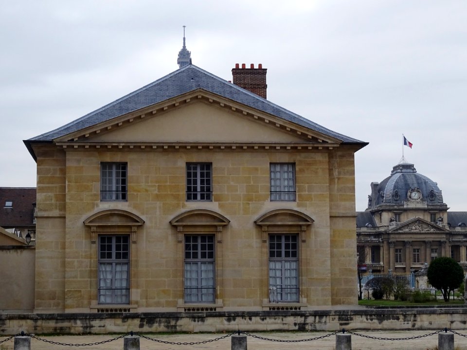 Ecole Militaire, 14 Avenue de Lowendal, 7e arr., Paris 
