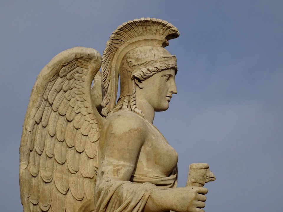 Statue en pierre, La France Victorieuse (1809) par Antoi… 