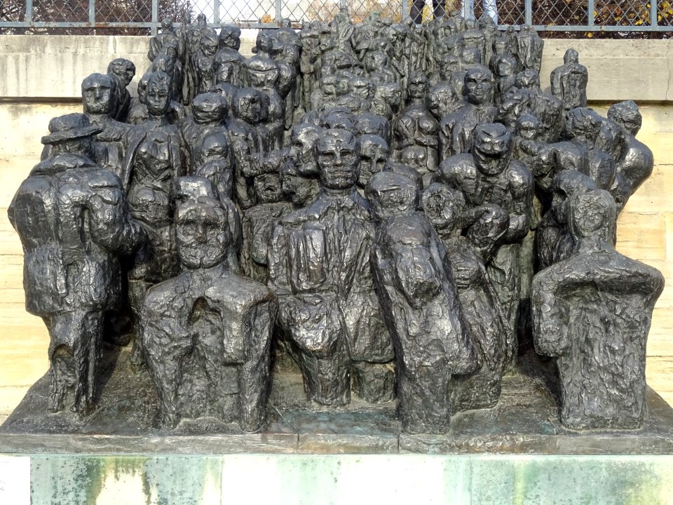 Scultpure La Foule, 1963-1965 par Raymond MASON, Jardin … 