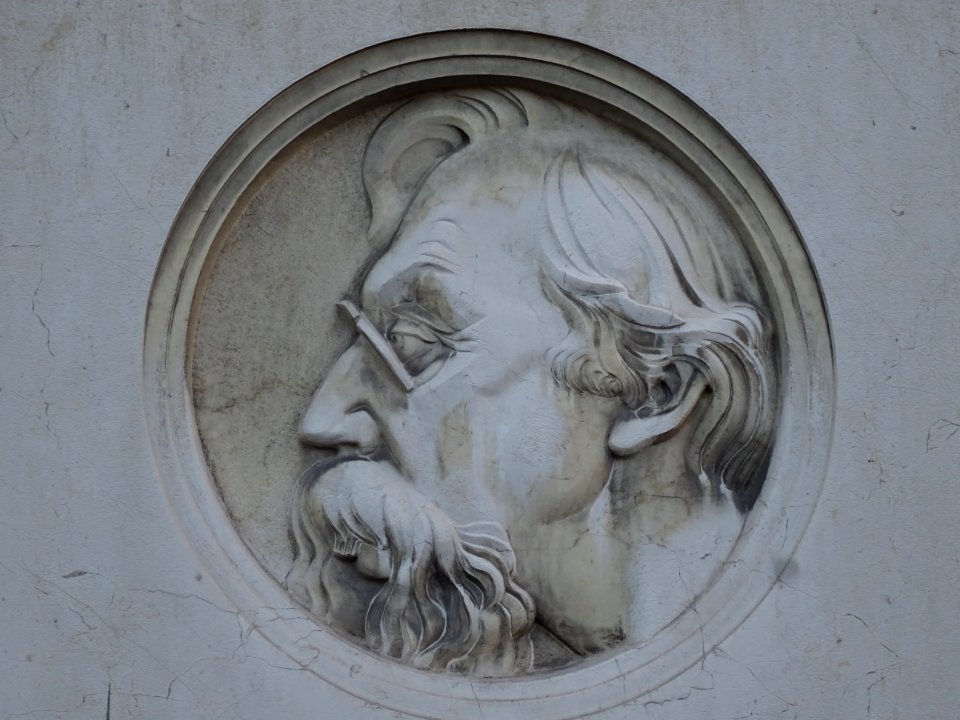 Détail du bas-relief Emile Verhaeren, 5 rue Emile Verhae… 