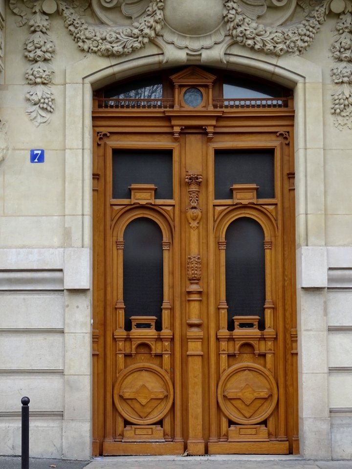 Porte de l'immeuble au 7 rue Auguste Comte, 6e arr., Paris… 