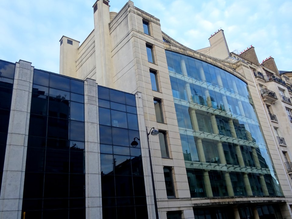 Immeubles au 158 et 156 rue de l'Université, 7e arr., Pari… 