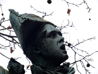 Statue A la mémoire du Maréchal Ney, à l'angle du boulev… 