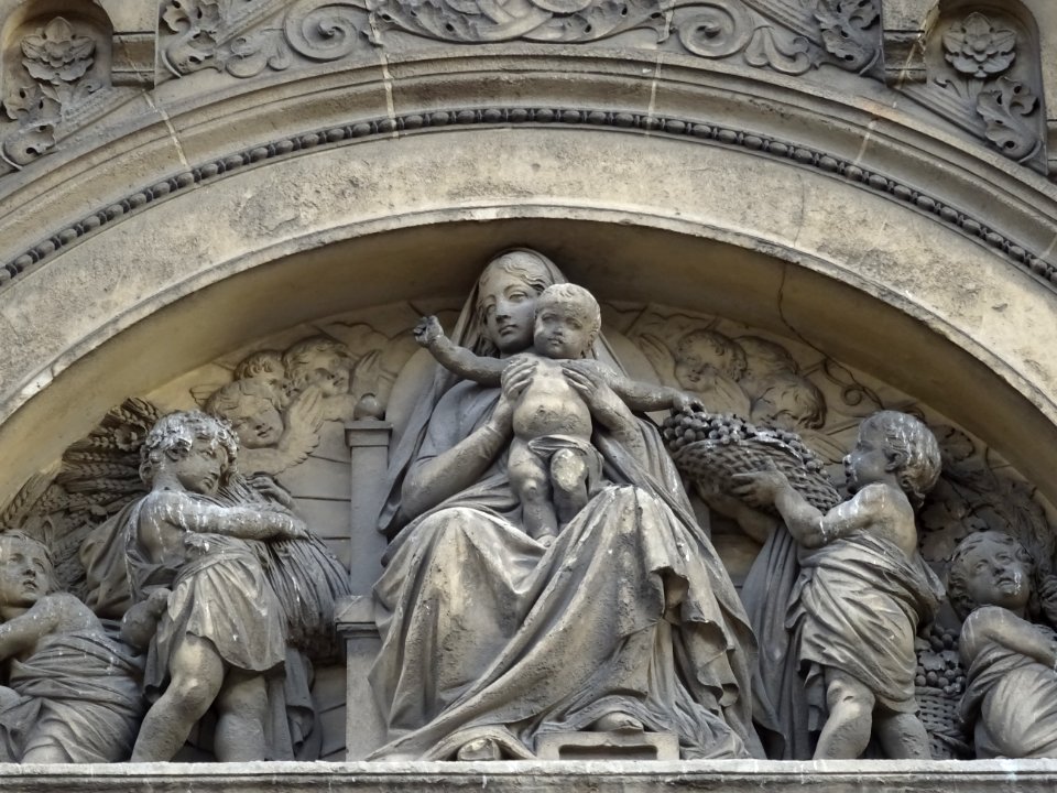 Détail du fronton, Eglise Notre-Dame-des-Champs, 91 boulev… 